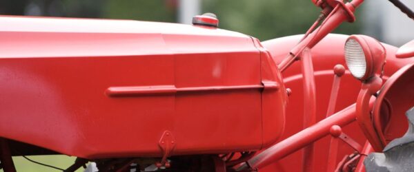 Best Tractor Battery: Flooded Lead-Acid or AGM